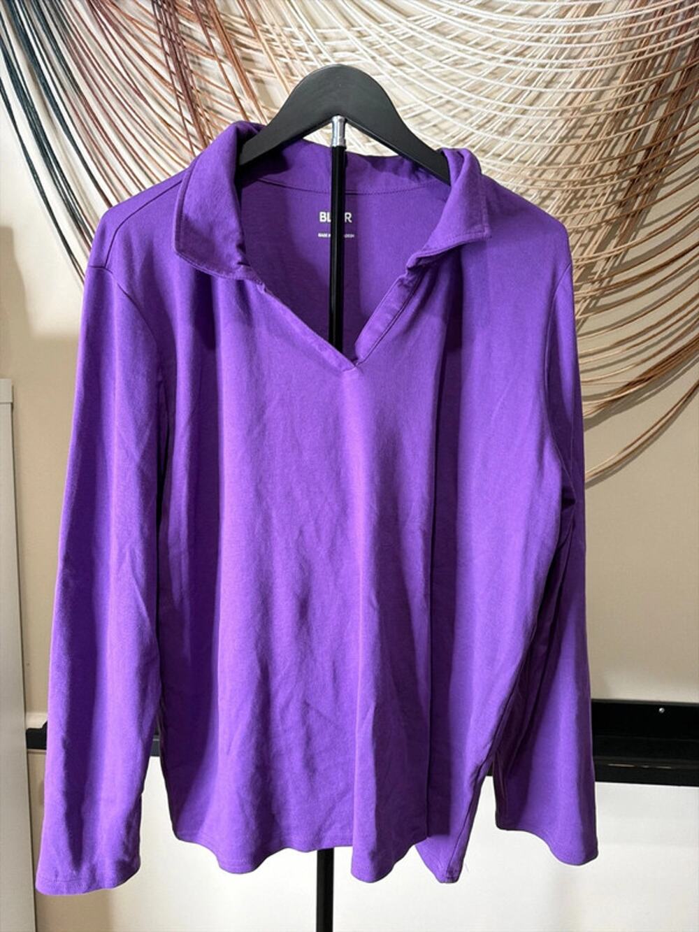 3 for $9 Blair long sleeve V-neck top XL EUC 3470